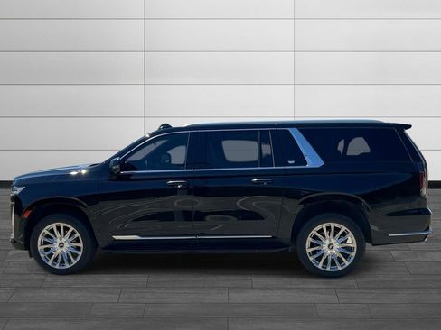 Used 2023 Cadillac Escalade ESV Premium Luxury AWD/4WD image 2