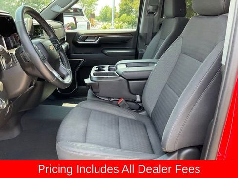 Used 2023 Chevrolet Silverado 1500 LT AWD/4WD image 5