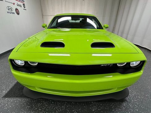 Used 2023 Dodge Challenger SRT Hellcat w/ Driver Convenience Group image 3