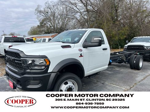 Used 2024 RAM 4500 Tradesman image 1