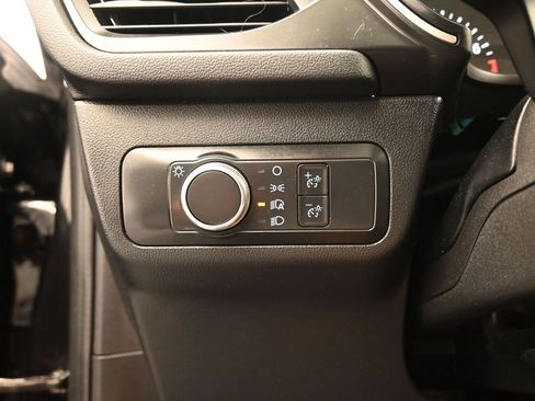 Certified 2022 Ford Escape SE image 12