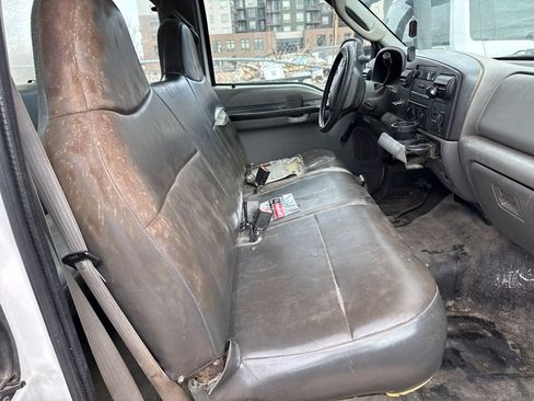 Used 2007 Ford F250 XL image 25