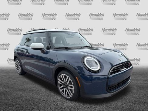 Used 2025 MINI Cooper S image 2