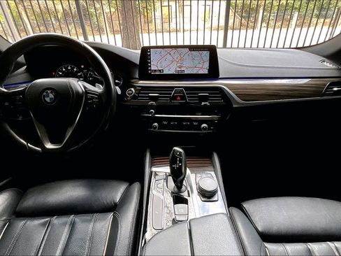 Used 2017 BMW 530i image 15