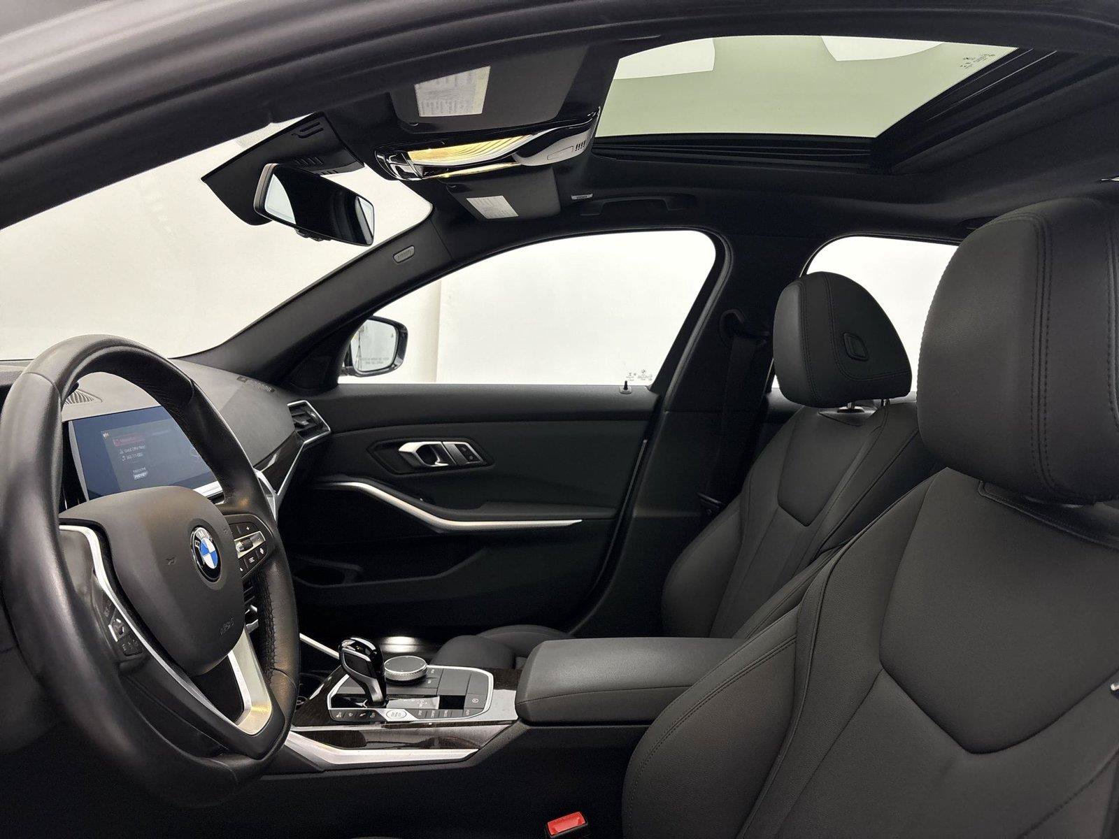 Used 2019 BMW 330i xDrive Sedan w/ Convenience Package AWD/4WD image 24