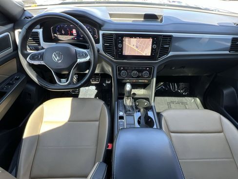 Used 2021 Volkswagen Atlas Cross Sport SEL R-Line image 20