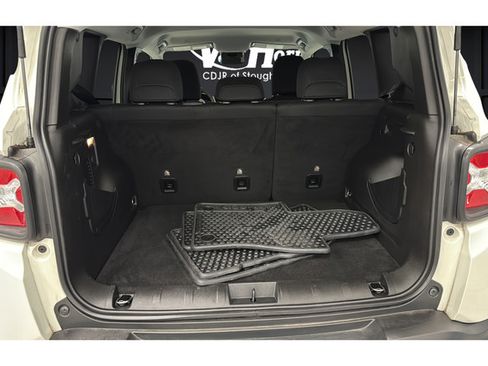 Used 2023 Jeep Renegade Altitude AWD/4WD image 26