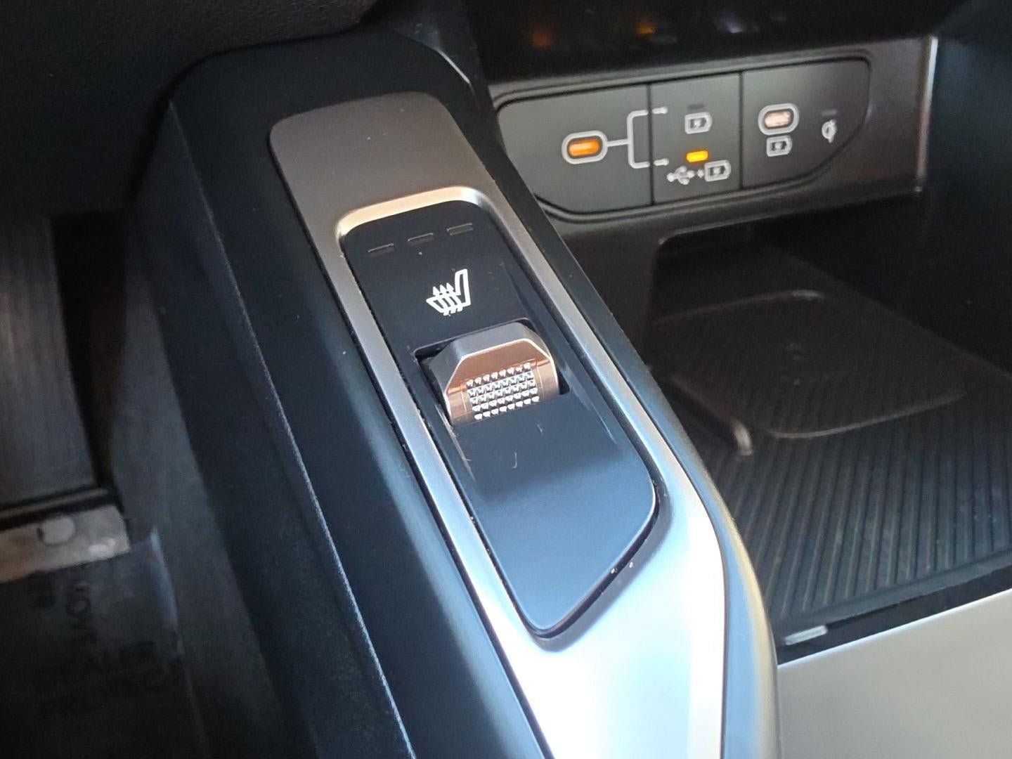 Certified 2026 Kia Sorento S AWD/4WD image 30