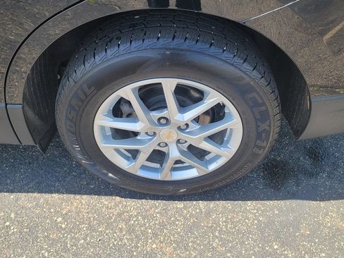Used 2023 Chevrolet Equinox LS w/ LS Convenience Package FWD image 8