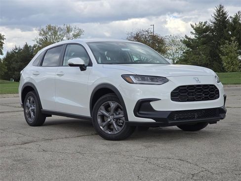 New 2026 Honda HR-V LX image 2