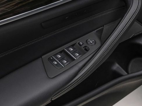 Used 2023 BMW 530i w/ Premium Package RWD image 43