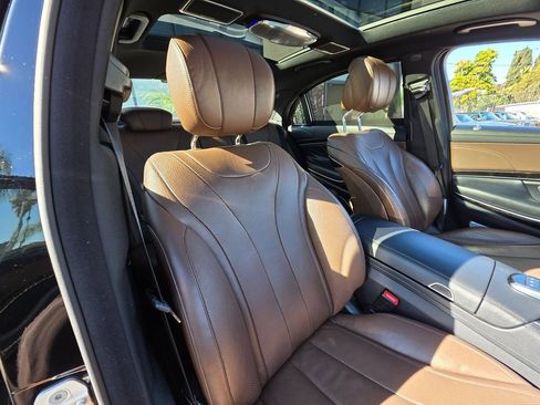 Used 2015 Mercedes-Benz S 550 Sedan image 17