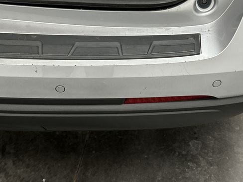 Used 2017 Chevrolet Traverse LT w/ Style and Technology Package FWD image 13