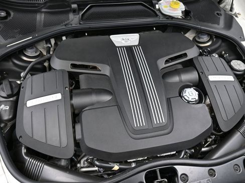 Used 2015 Bentley Continental GT V8 S image 30