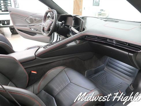 Used 2026 Chevrolet Corvette Z06 RWD image 39