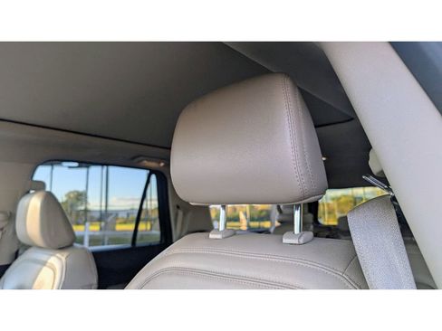 Used 2023 Ford Expedition Max Limited image 16