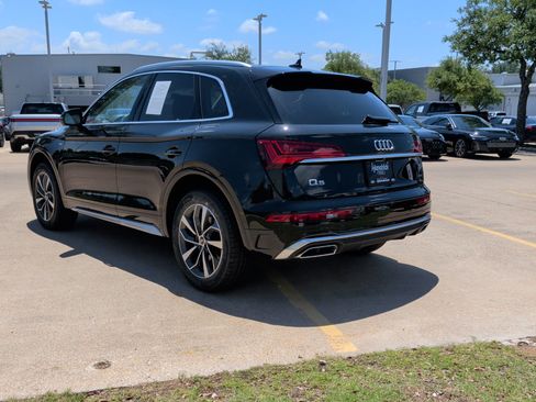 Used 2023 Audi Q5 2.0T Premium w/ Convenience Package AWD/4WD image 8