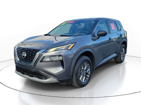 Certified 2023 Nissan Rogue S FWD image 3