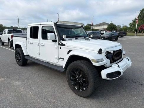 Used 2023 Jeep Gladiator Overland AWD/4WD image 5