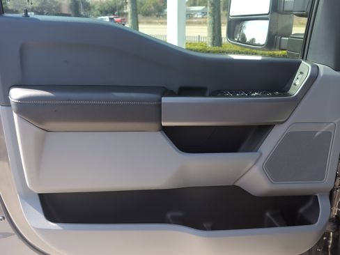 Used 2025 Ford F250 XLT w/ FX4 Off-Road Package image 14