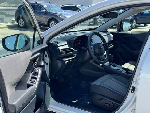 Used 2024 Subaru Crosstrek 2.0i Premium AWD/4WD image 8