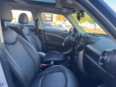 Used 2016 MINI Cooper Countryman w/ Premium Package FWD image 33