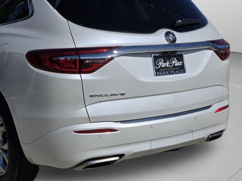 Used 2021 Buick Enclave Avenir FWD image 37