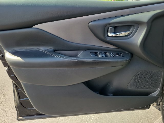 Used 2021 Nissan Murano S FWD image 16