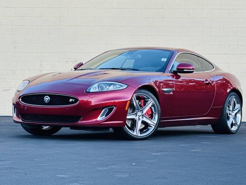 Used 2013 Jaguar XKR R RWD image 5