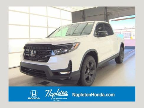 Used 2026 Honda Ridgeline Black Edition image 1