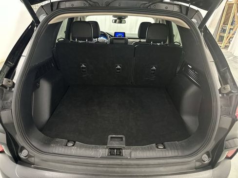 Used 2020 Ford Escape Titanium AWD/4WD image 23