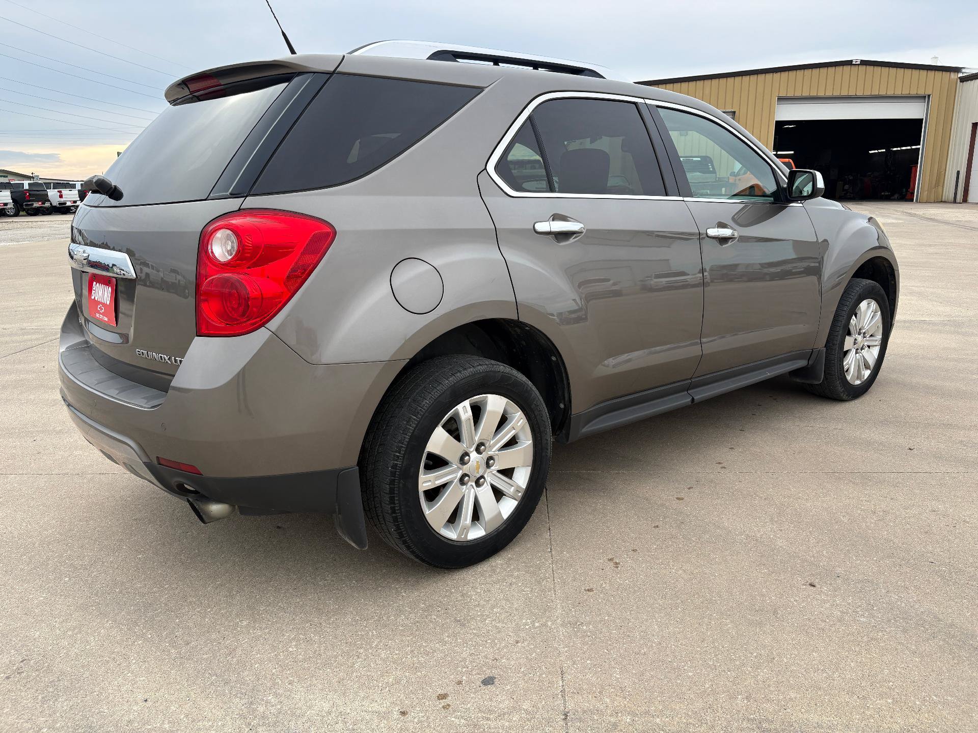 Used 2011 Chevrolet Equinox LTZ AWD/4WD image 6