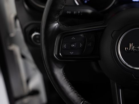 Used 2022 Jeep Gladiator Sport AWD/4WD image 28