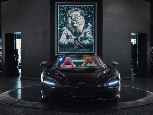 Used 2024 McLaren 750S Spider image 55