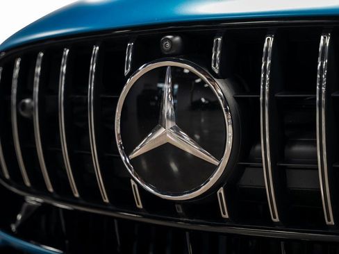 Used 2024 Mercedes-Benz AMG GT 63 image 5