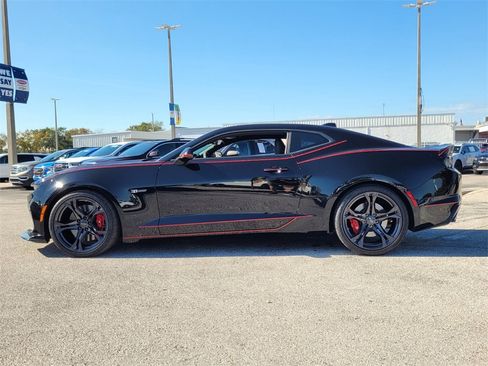 Used 2023 Chevrolet Camaro SS image 4