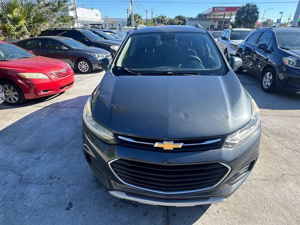 Used 2017 Chevrolet Trax LT FWD image 1