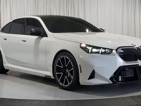 Used 2026 BMW M5 w/ Executive Package AWD/4WD image 2