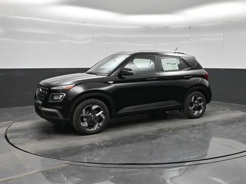 New 2026 Hyundai Venue SEL FWD image 1