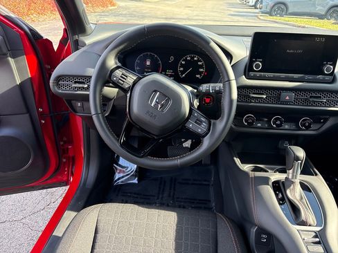 Used 2025 Honda HR-V Sport image 13