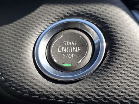 New 2026 Chevrolet Equinox LT w/ Midnight Edition FWD image 25