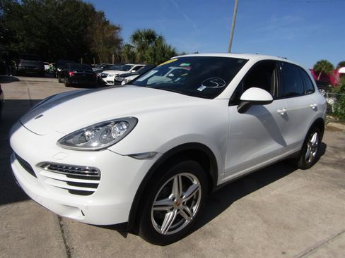 Used 2014 Porsche Cayenne image 1
