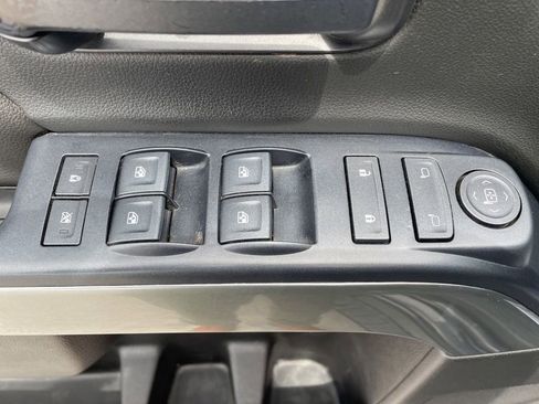 Used 2018 Chevrolet Silverado 1500 LT w/ All Star Edition AWD/4WD image 12