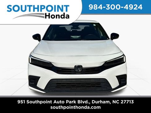 Used 2023 Honda Civic Sport image 2