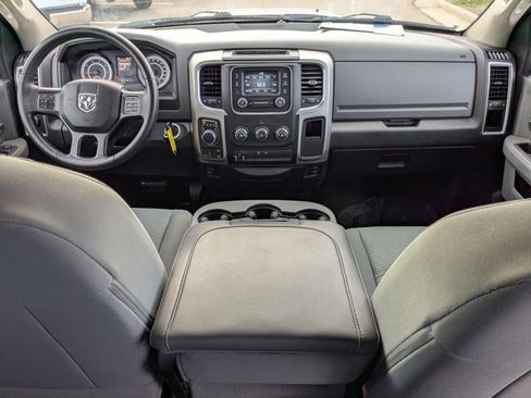 Used 2017 RAM 1500 Classic SLT AWD/4WD image 15