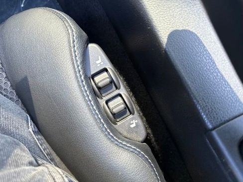 Used 2014 Nissan 370Z Touring w/ Navigation Package RWD image 23