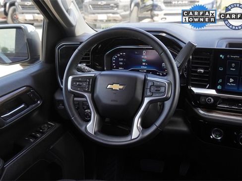Used 2024 Chevrolet Silverado 1500 LT image 16