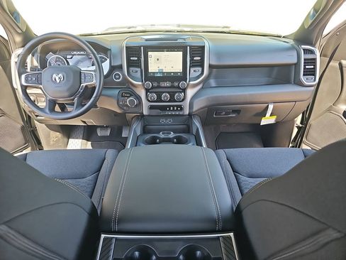 New 2026 RAM 1500 Express image 9