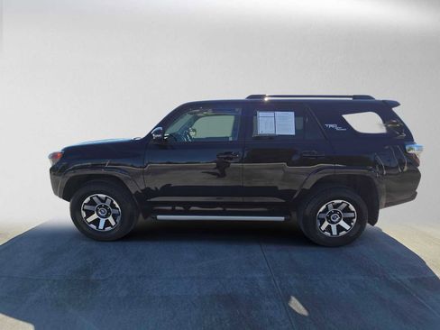 Used 2023 Toyota 4Runner TRD Off-Road Premium w/ Moonroof Package AWD/4WD image 4