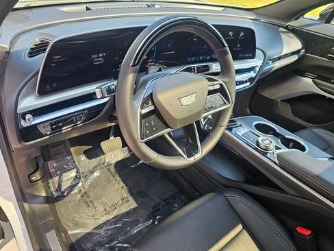 Used 2024 Cadillac Lyriq Sport w/ LPO, Floor Liner Package AWD/4WD image 19